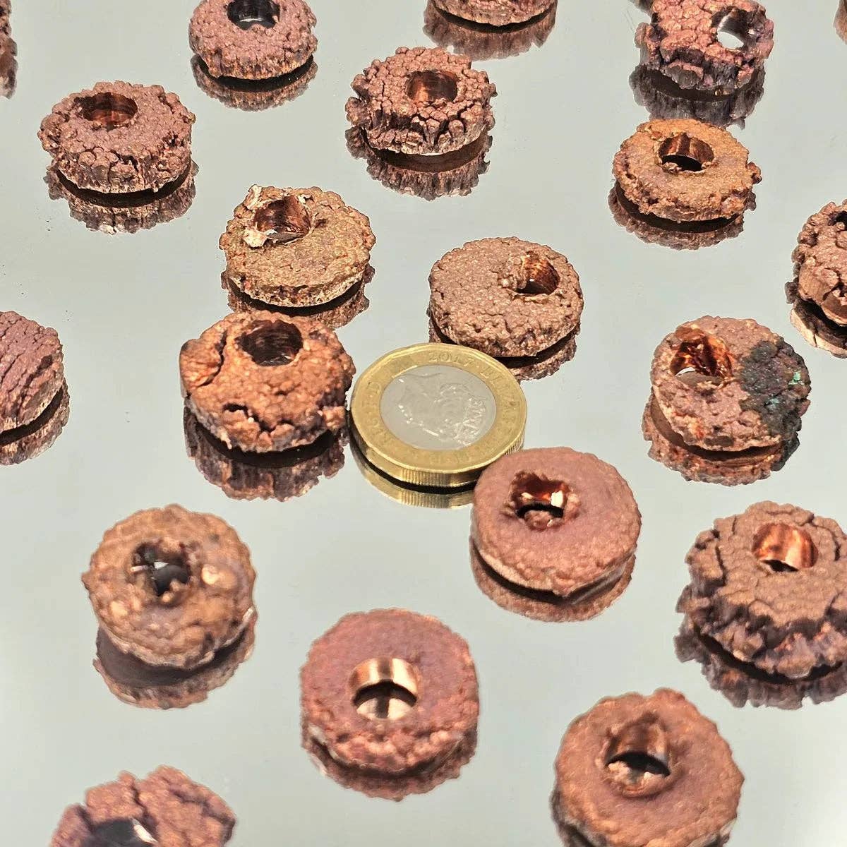 Distinction Crystals – wholesale Individual charm/pendant – Natural Copper Charm1