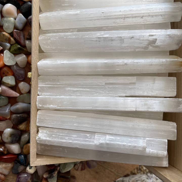 CaNatureLover - Wholesale Spiritual Stone/Crystal - 6-Inch Raw Selenite Wand1