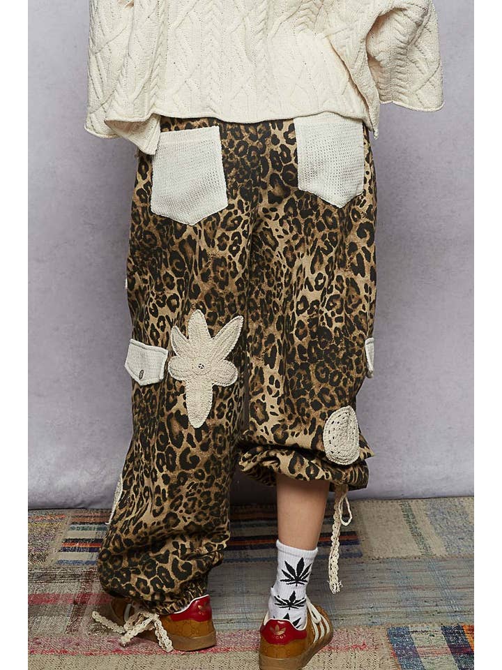 Pol Clothing - Wholesale Pants - Women's - Pleat Detail Floral Patchwork Cargo Pants23