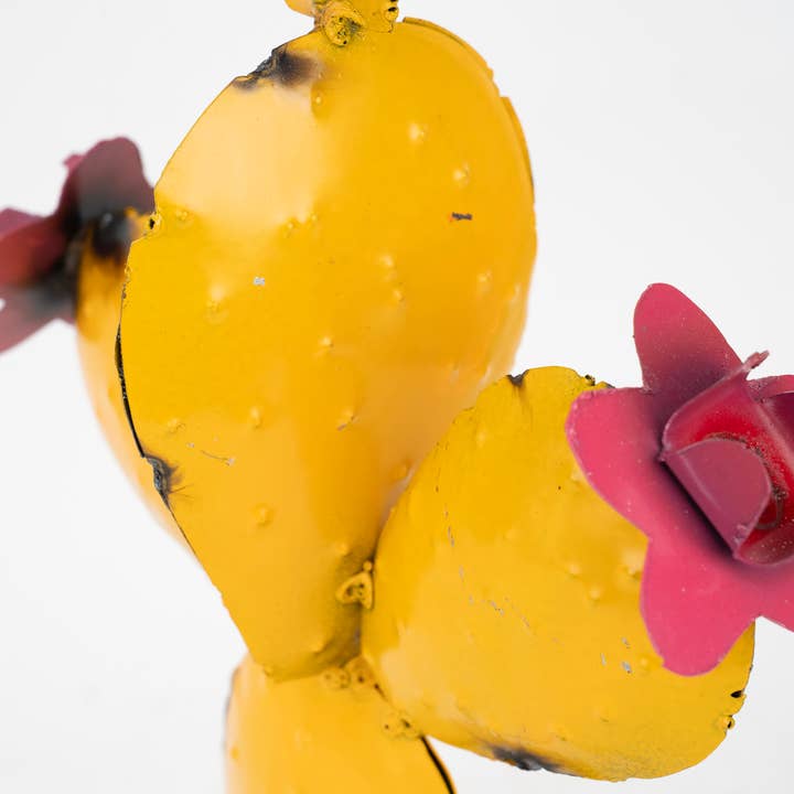 My Amigos Imports - Wholesale Decorative Tabletop Object - Tempe Prickly Metal Cactus-Prickly Pear Cactus-9x17--Yellow3