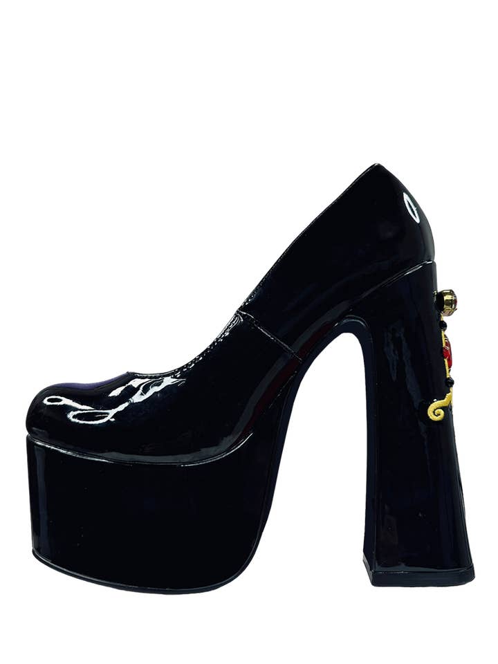 YRU Shoes – wholesale Platform heels – Women’s – ELVIRA DAGGER PUMP - BLACK/RED4