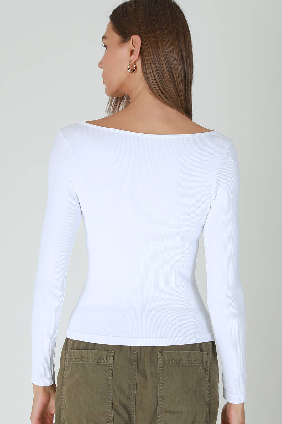 NIKIBIKI - Vendita all'ingrosso Top in maglia - Donna - NS8457 - Top a Coste con Scollo a Barca NS8