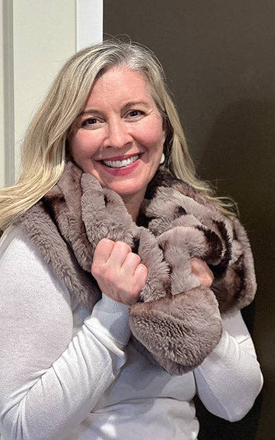 PANDEMONIUM - Wholesale Wrap - Women's - Shoulder Wrap -  Assorted Royal Opulence  Faux Fur3