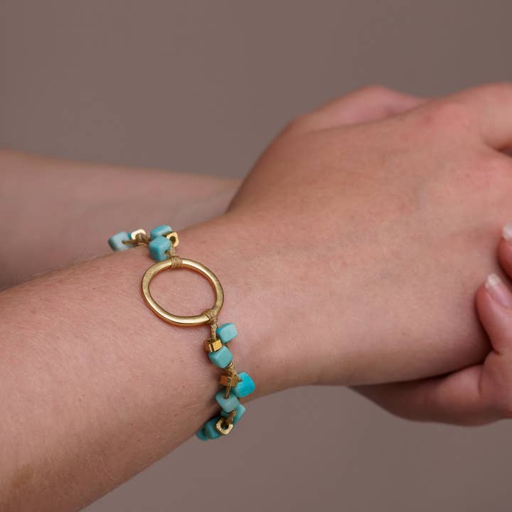 Pretty Pink Eco-Jewellery – wholesale Beaded bracelet – Dainty Tagua Bracelet8