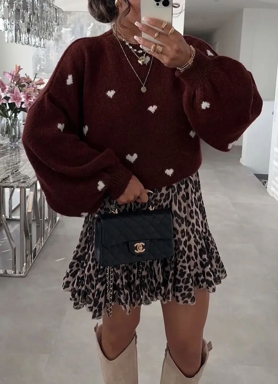 ESTEE BROWN - Wholesale Knit Sweater - Women's - Knitted sweater with heart pattern - 820252