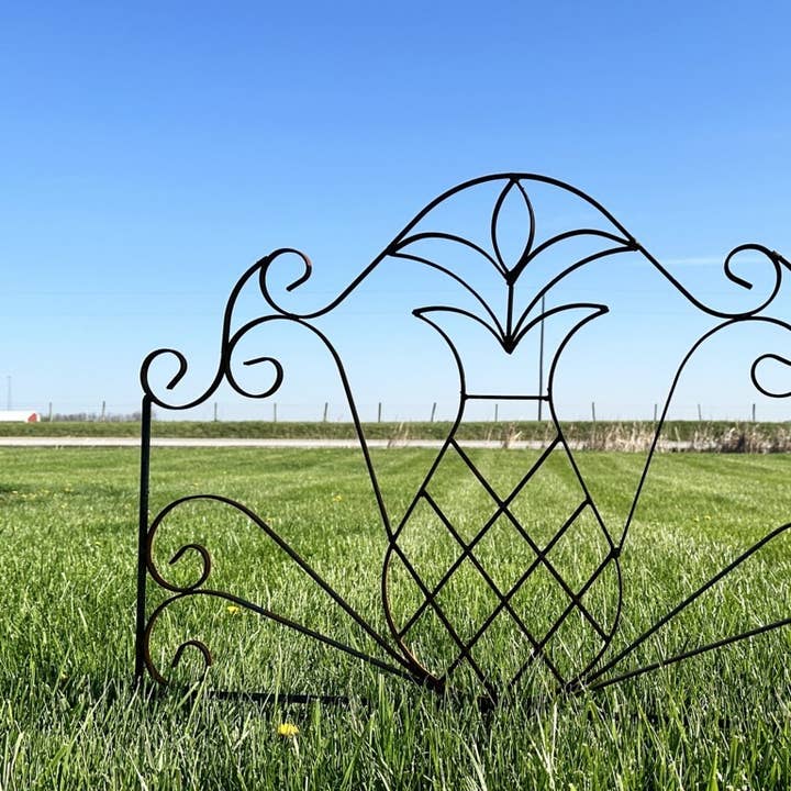 Garden Iron And More - Wholesale Outdoor Ornament/Decor - Wrought Iron Pineapple Fence Decorative Scrolls, Trellis3