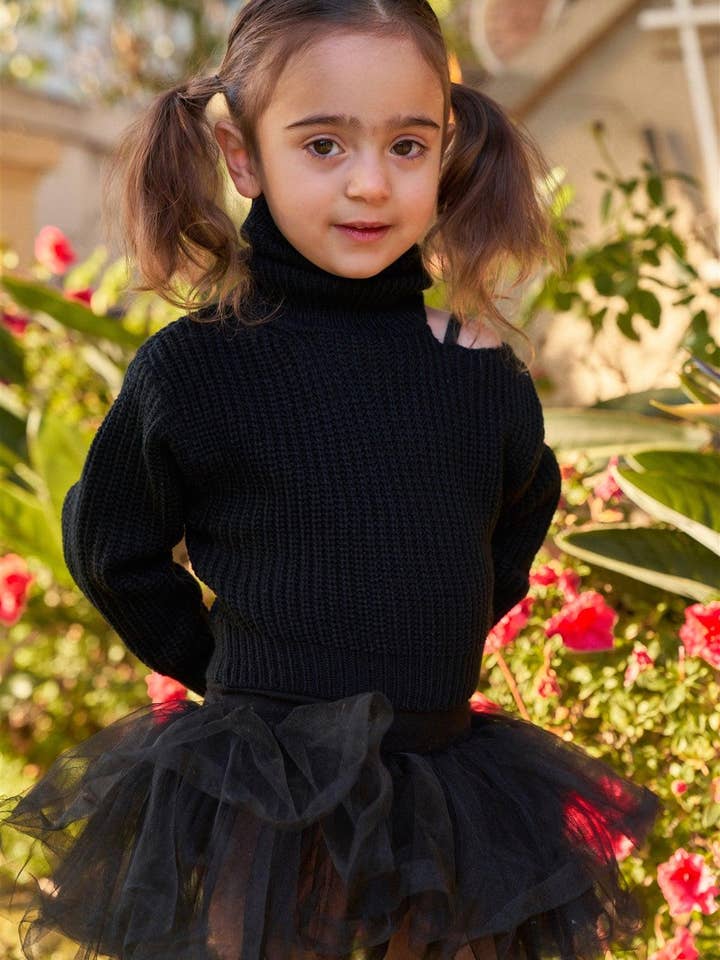 Tasha Apparel Wholesale - Vente Pull en maille – enfant - Pull à col roulé en tricot côtelé à manches et épaules découpées pour petites filles