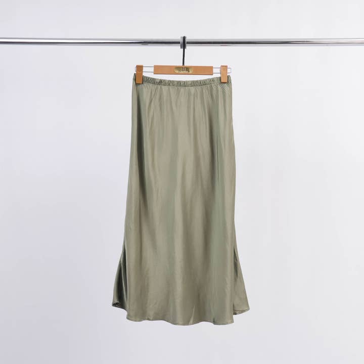 Cecile Wang – wholesale Kjol - Dam – DB93023 medellång satin kjol2