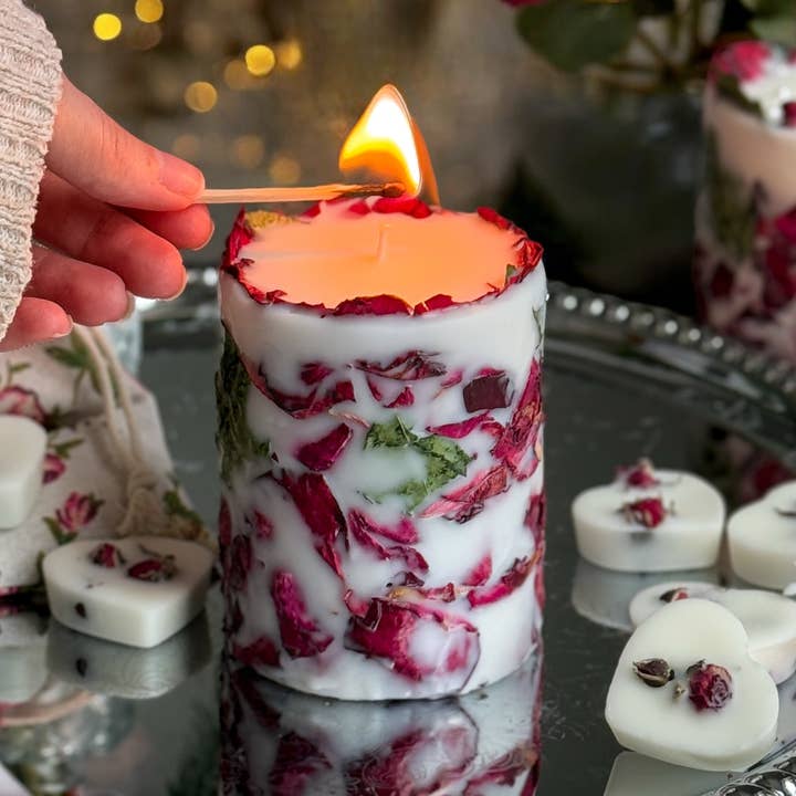 VR.candle - Wholesale Pillar Candle - Rose Petal Candle: Valentine's and Mother's day gifts7