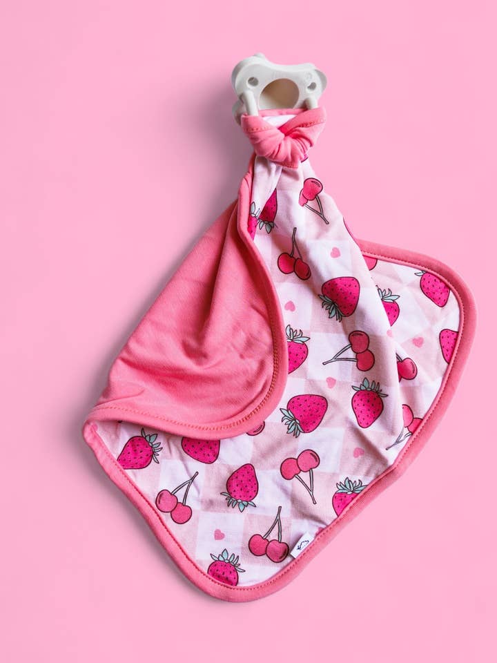 Dream Big Little Co. - Wholesale Security/Cuddle Blanket - Baby - EXCLUSIVE BERRY BROOKLYN DREAM LOVEY1