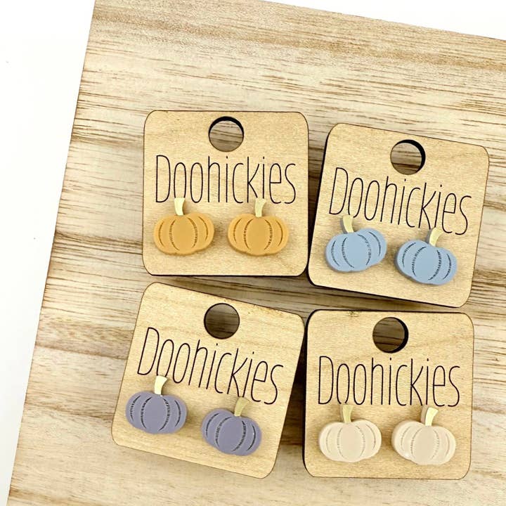 Collection de Boucles d'Oreilles Clous Automne Parfaitement Citrouille pour la vente par Doohickies