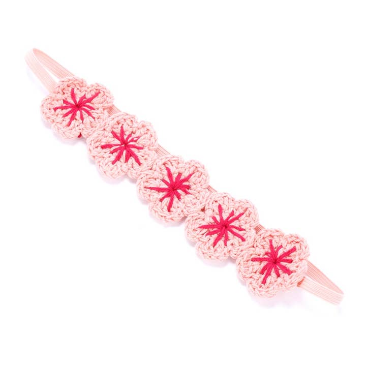 Cerchietto per capelli artigianale con fiori, rosa tenue per la vendita all'ingrosso da parte di Peppercorn Kids