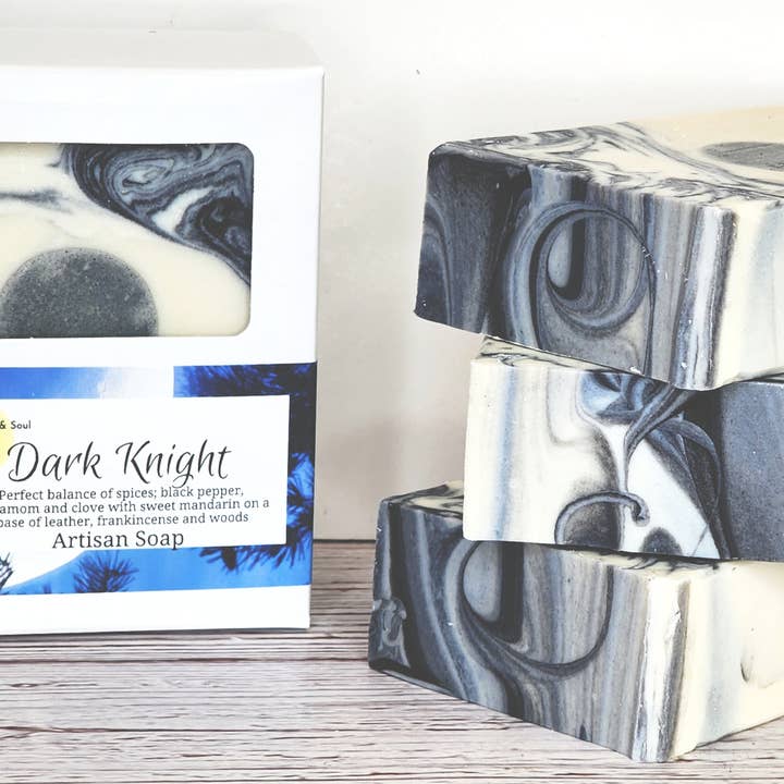 Glow Body and Soul - Vente Pains de savon - Dark Night Soap Savon végétalien fait main à froid1
