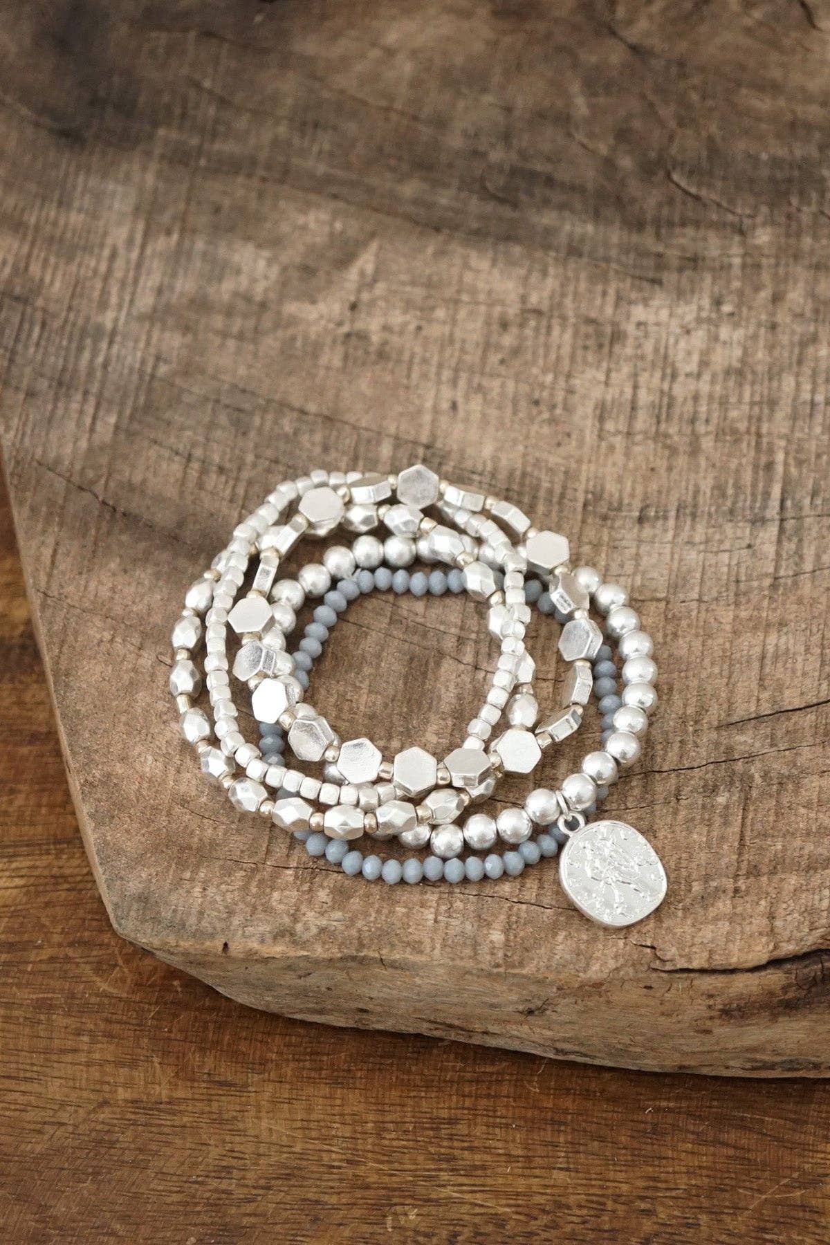 PennyLine inc - Vente Bracelet de perles - Ensemble de bracelets bohèmes avec une pièce4