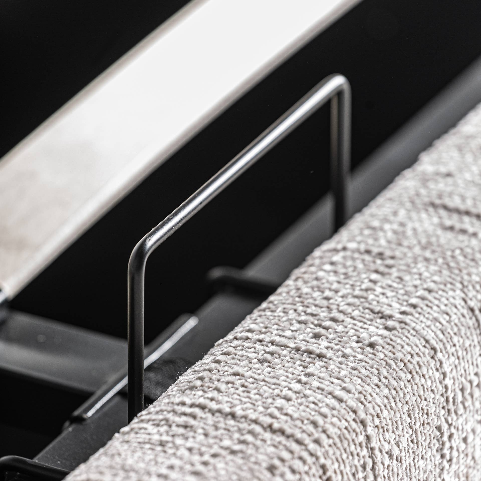 Kodu Home Design - Wholesale Bed - Polyester bed with storage in white color, 185x223x1137