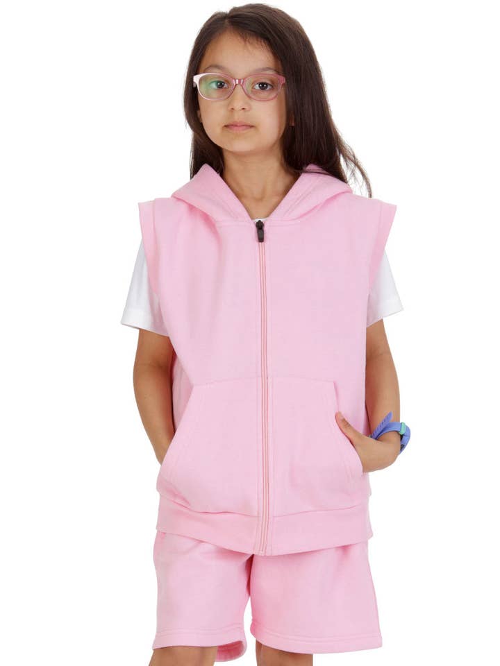 Ensemble gilet et short 2 pièces rose pour enfant pour la vente par Trendy Toggs