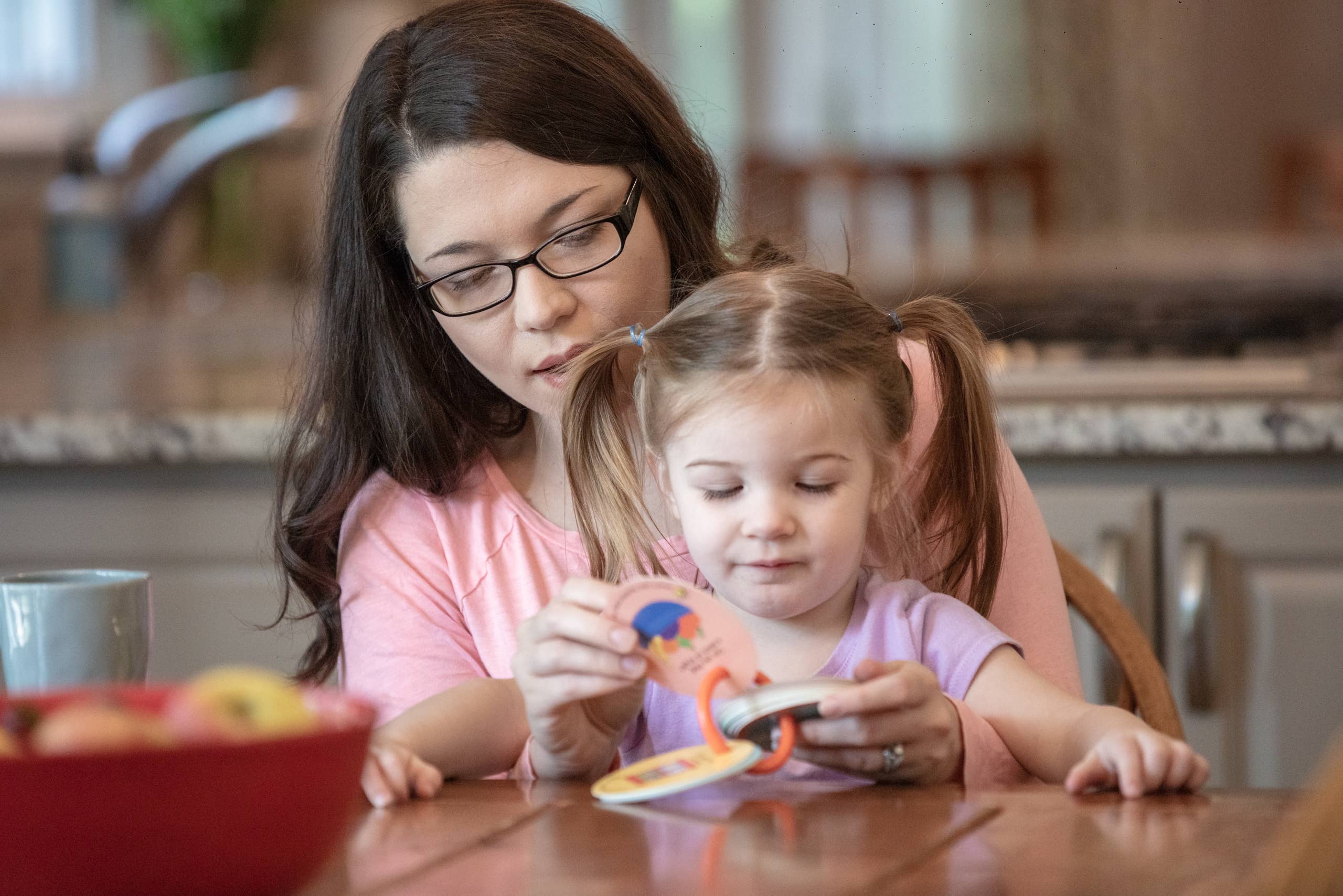 Mollybee Kids - Wholesale Learning Cards - Kids & Baby - Toddler Scavenger Hunt Cards at Home6