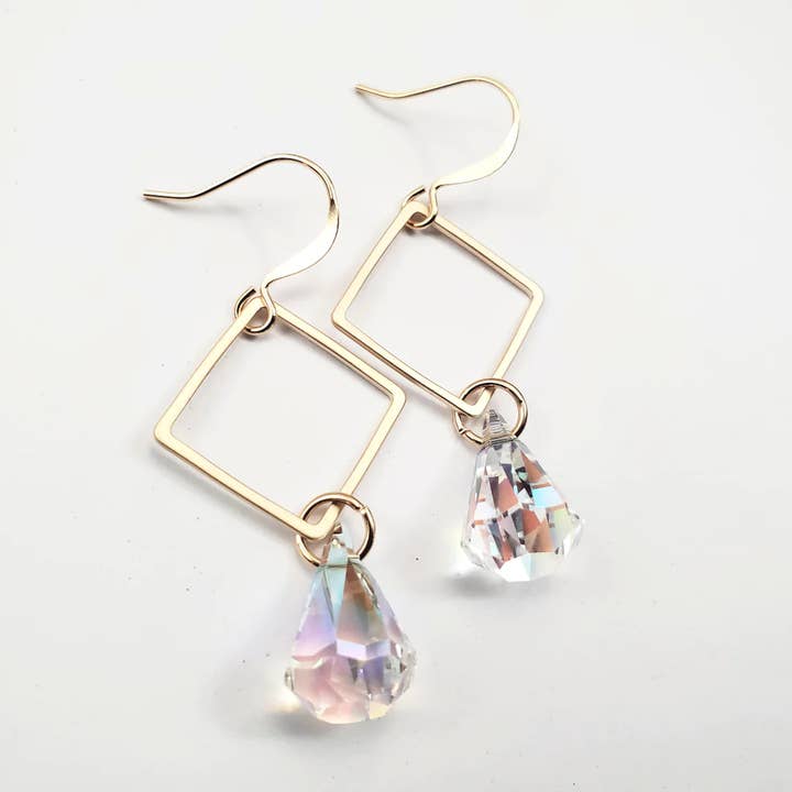 Helios Raindrop krystal øreringe for engroshandel hos Verdier Jewelry