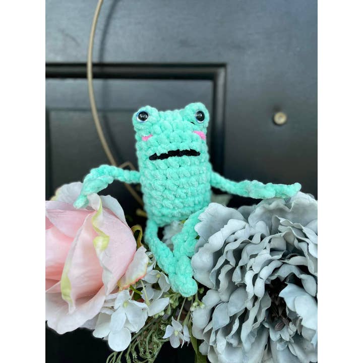 22 Cute Designs - Wholesale Stuffed/Plush Toy - Kids & Baby - Handmade Crochet Leggy Frogs