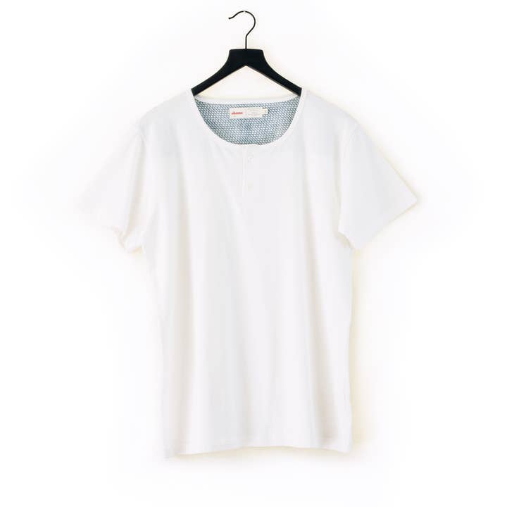 Henley Curling pour la vente par Ekome Studio