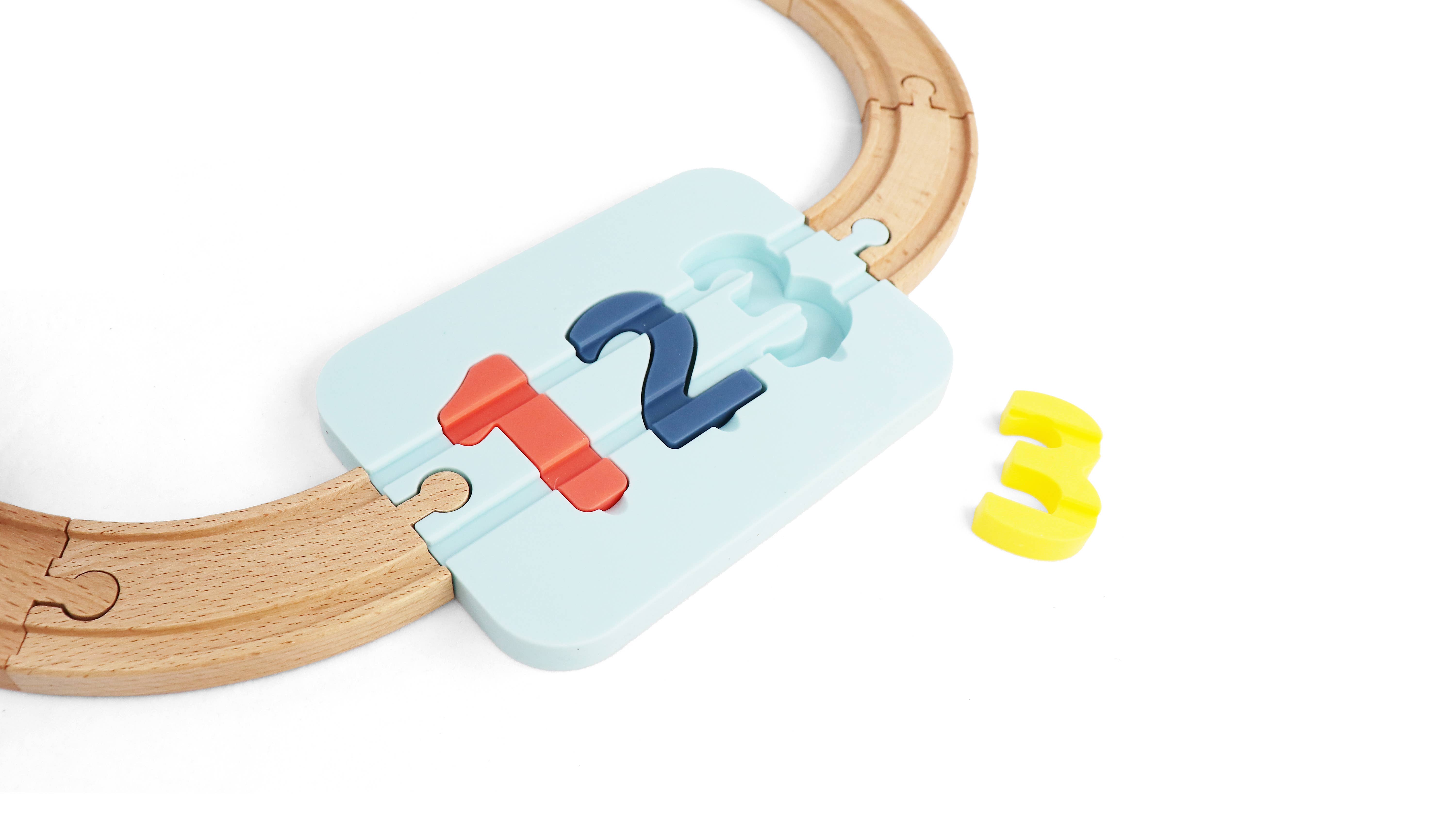 Leo & Friends - Wholesale Wood Toy - Kids - Wooden Railway 123 Puzzle and Bead Set 18-Pieces8