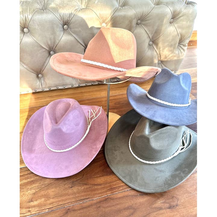 Chapeau de cowboy de bouvier en daim végétalien, rigide, bord plat, chapeau élégant pour la vente par One and Only Accessories