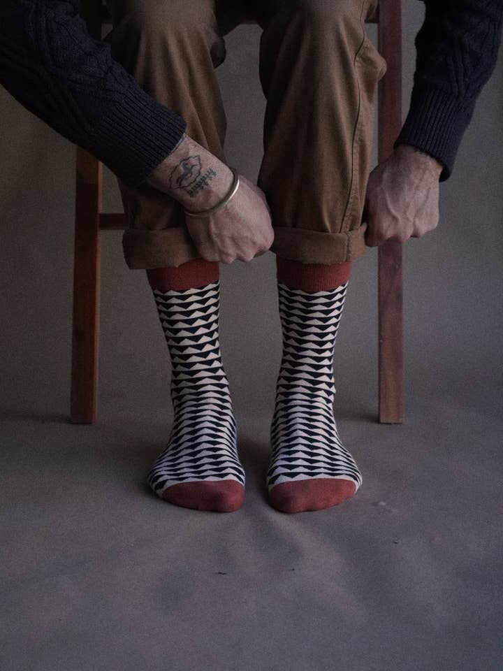 Real Fun, Wow! - Wholesale Socks - Unisex - ‘Peaks’ Socks1