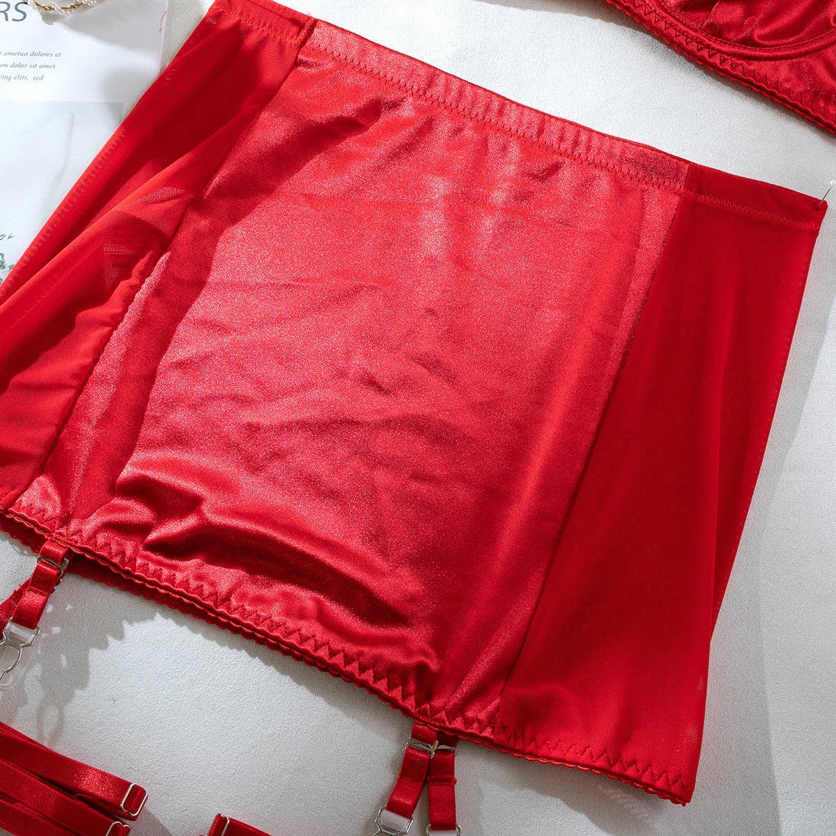 Lina Lind - Wholesale Lingerie Set - Women's - Sexy lingerie set with garter belt and black tassels LL580422