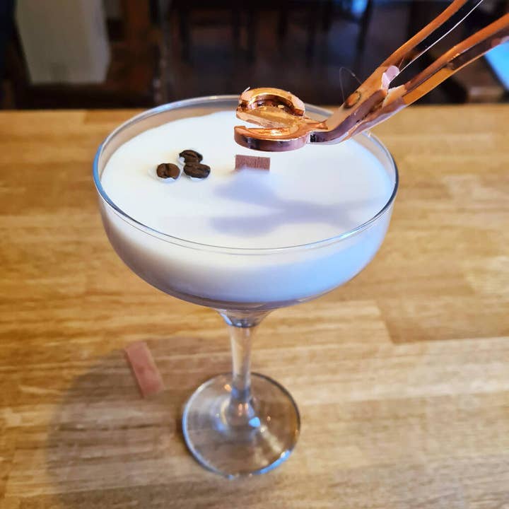 Afewhometruths - Wholesale Novelty Candle - Vegan Handmade Espresso Martini Scented Cocktail Candle