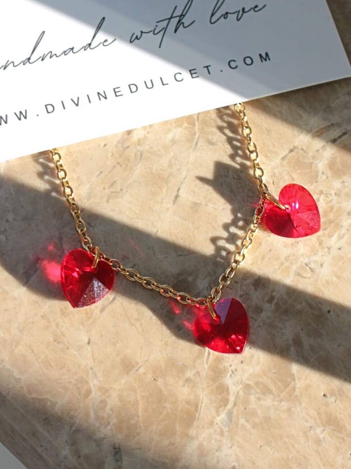 "Love Trilogy" | 3 Red Hearts 24 Karats Necklace for wholesale by Divine Dulcet