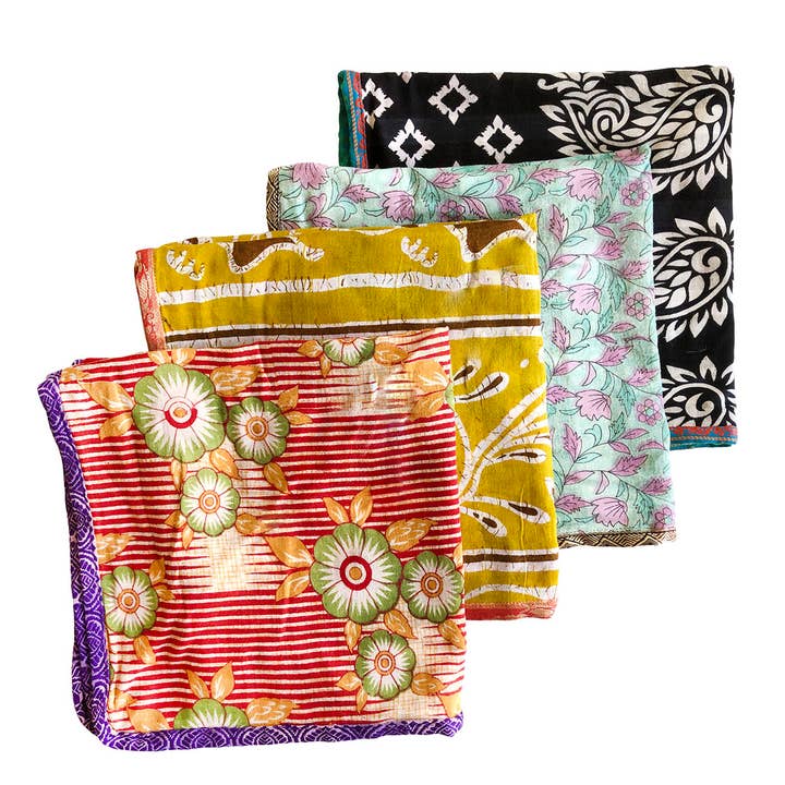 WorldFinds - Vente Serviettes de table en tissu - Serviettes Sari pour la maison (lot de 4)2