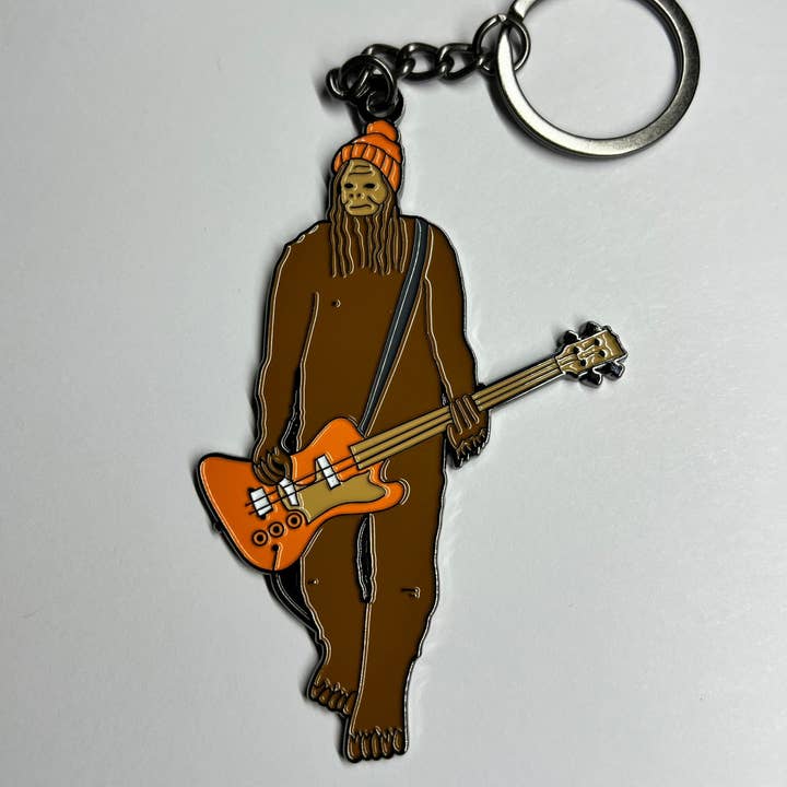 Llavero de Mr. Big tocando el bajo para venta al por mayor de Salty Raven Glassware