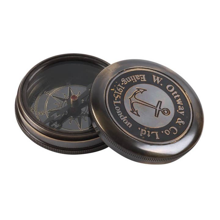 Descubre el encanto de nuestra brújula vintage para venta al por mayor de Nautical n Tropical