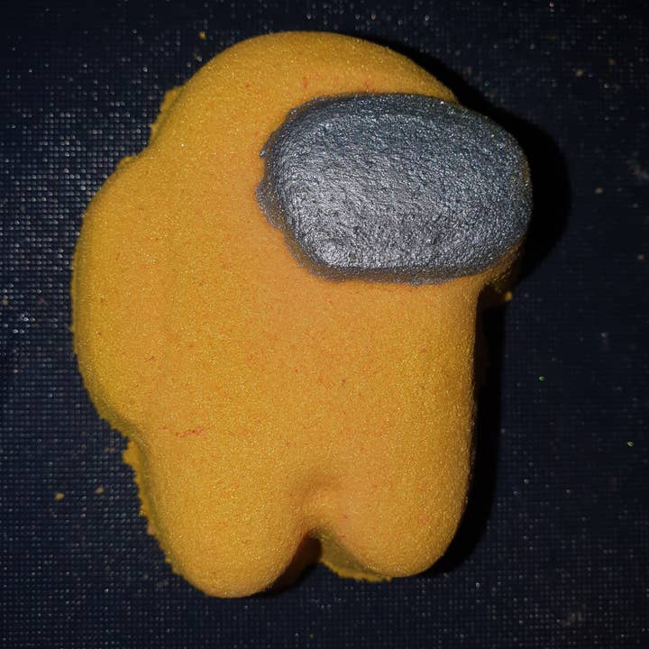 crew member bath bomb for wholesale by Lilybell Aromas