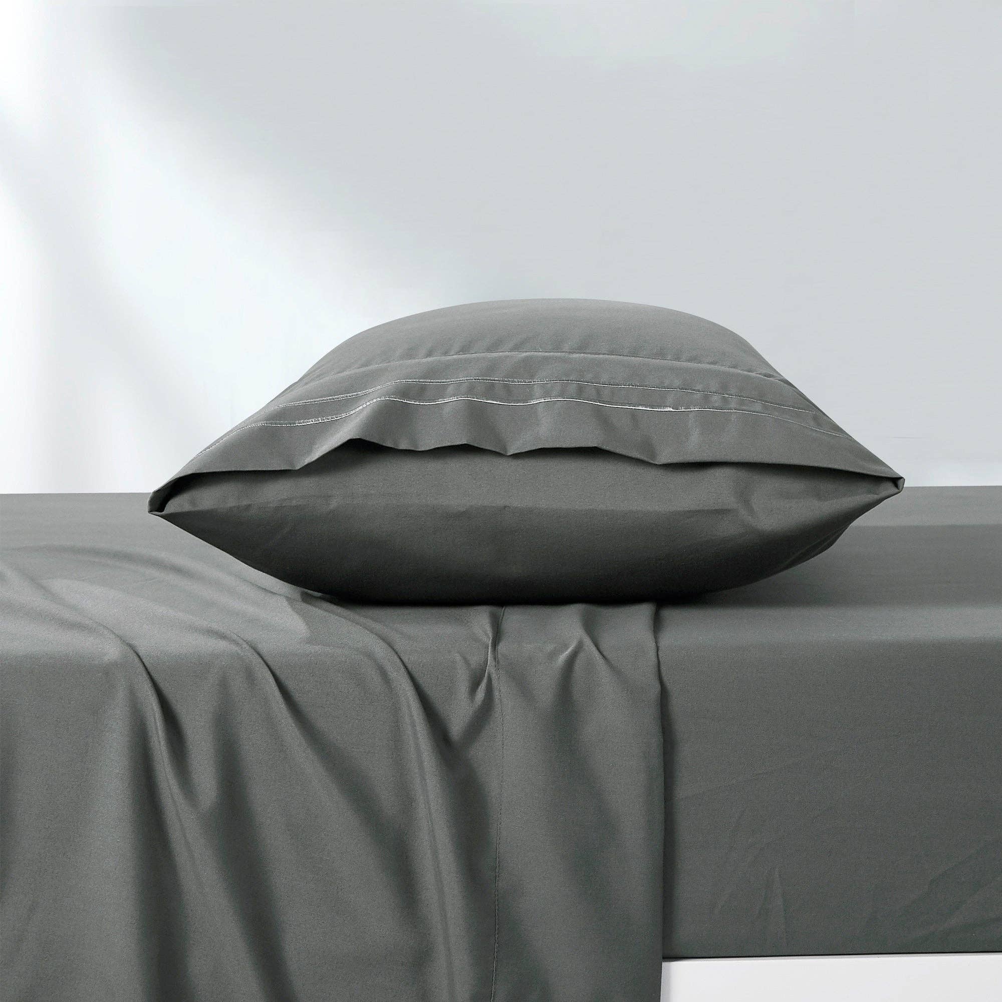 Linen Mart – wholesale Sheet set – Soft Microfiber Deep Pocket Bed Sheets - 4 Piece Set1