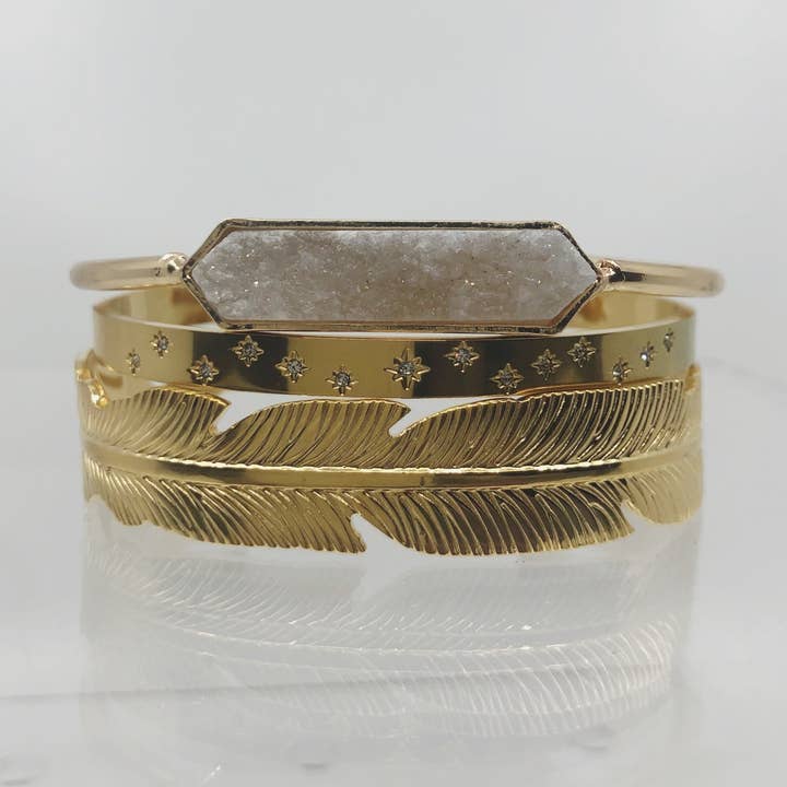 The Shanti Bracelet Stack voor wholesale door Treasure and Kin