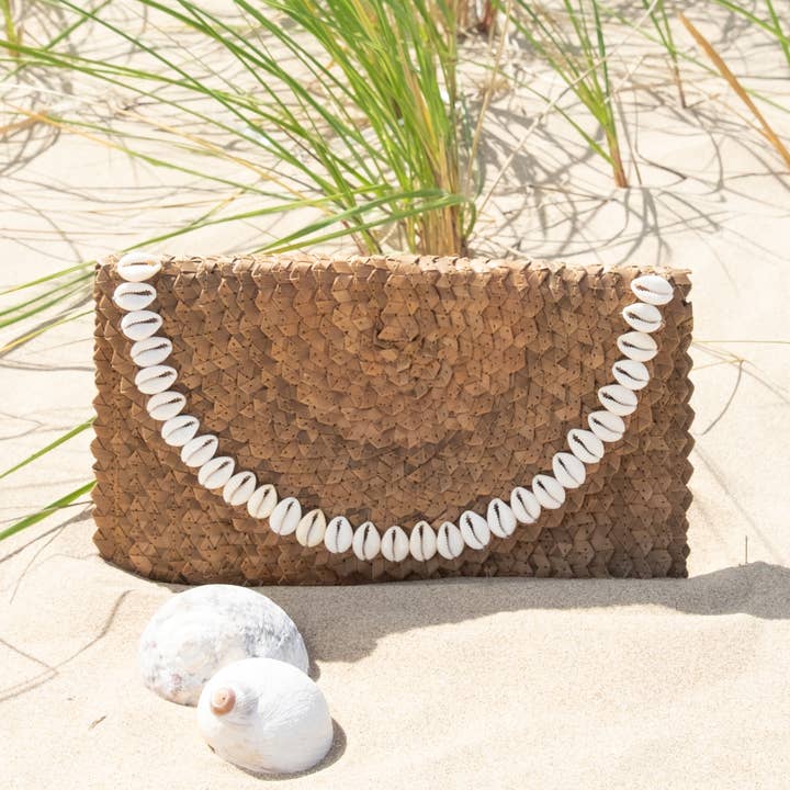The Winding Road - Wholesale Clutch Bag - Women's - Straw Clutch - Nartural Brown with Cowrie Shell Trim