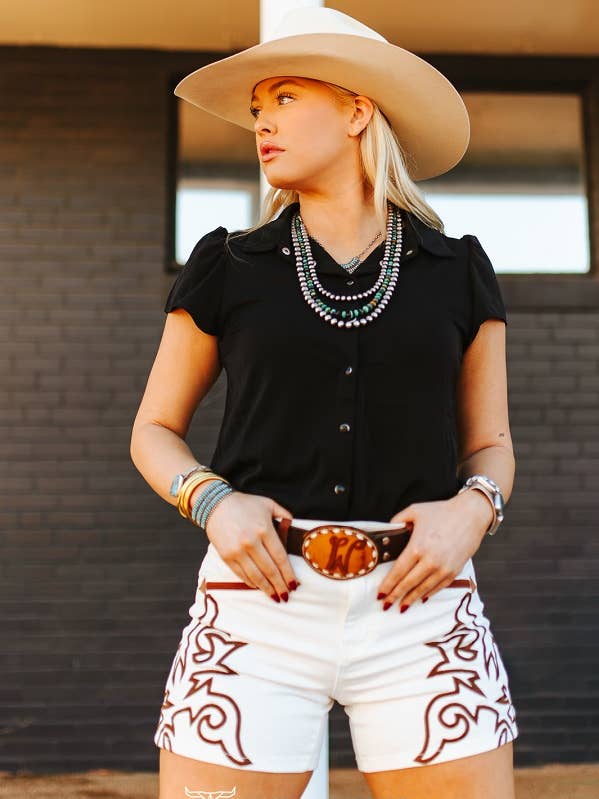 LUCKY & BLESSED - Wholesale Shorts - Women's - Sand Western Pocket Boot-stitch Shorts Inseam 3.5"0