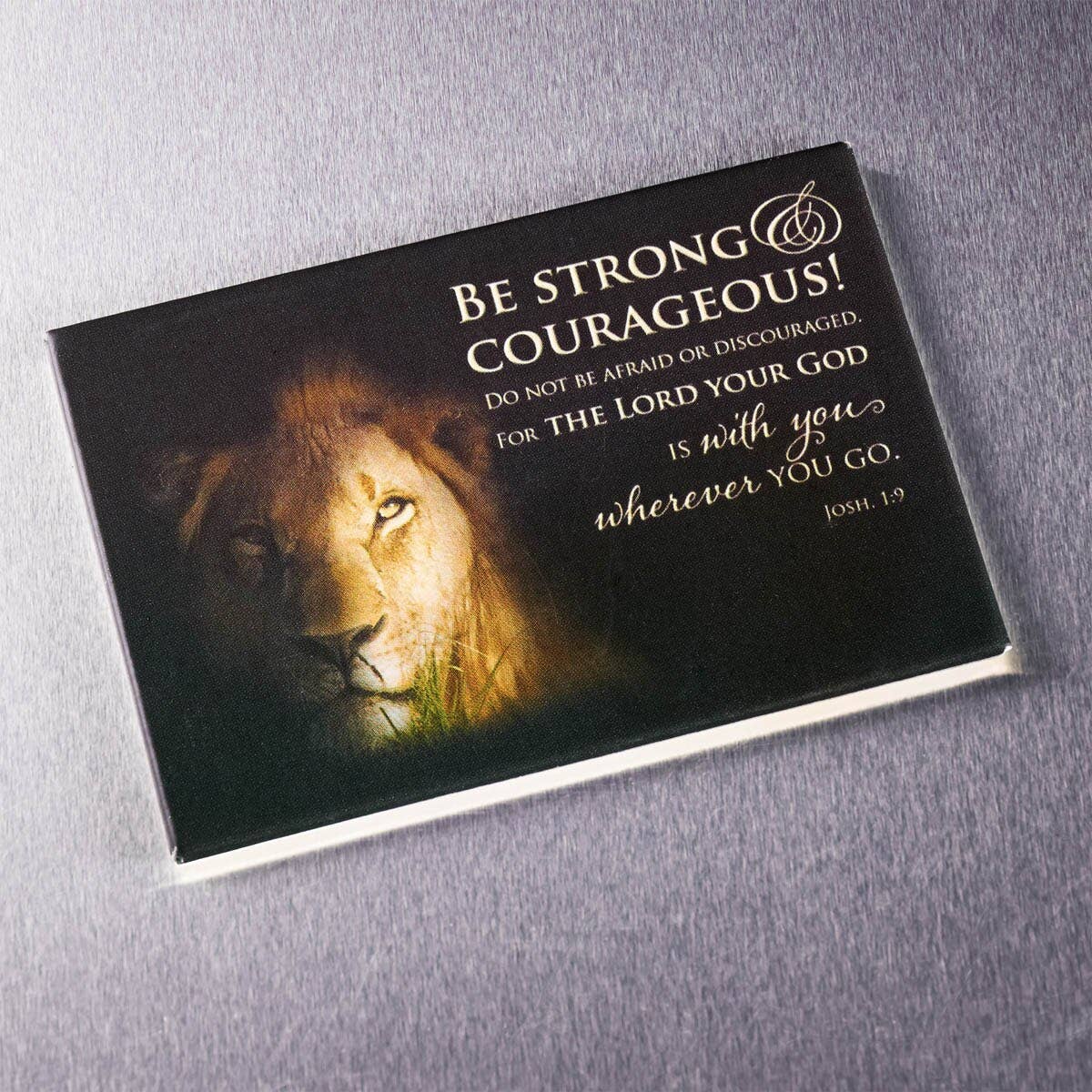 Christian Art Gifts - Wholesale Magnet - Magnet Lion Strong & Courageous Josh. 1:91