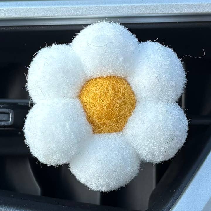 Diffuseur d'Huile Essentielle pour Voiture en Forme de Fleur de Marguerite pour la vente par ForgetBKnot