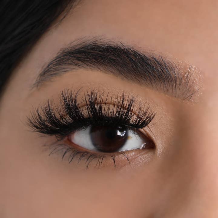 Lurella Cosmetics - Wholesale False/fake eyelashes - 3D Mink Eyelashes - Thriving1