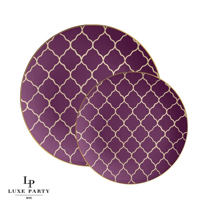 Platos de plástico redondos morados con patrón de celosía dorada | Paquete de 10 para venta al por mayor de Luxe Party