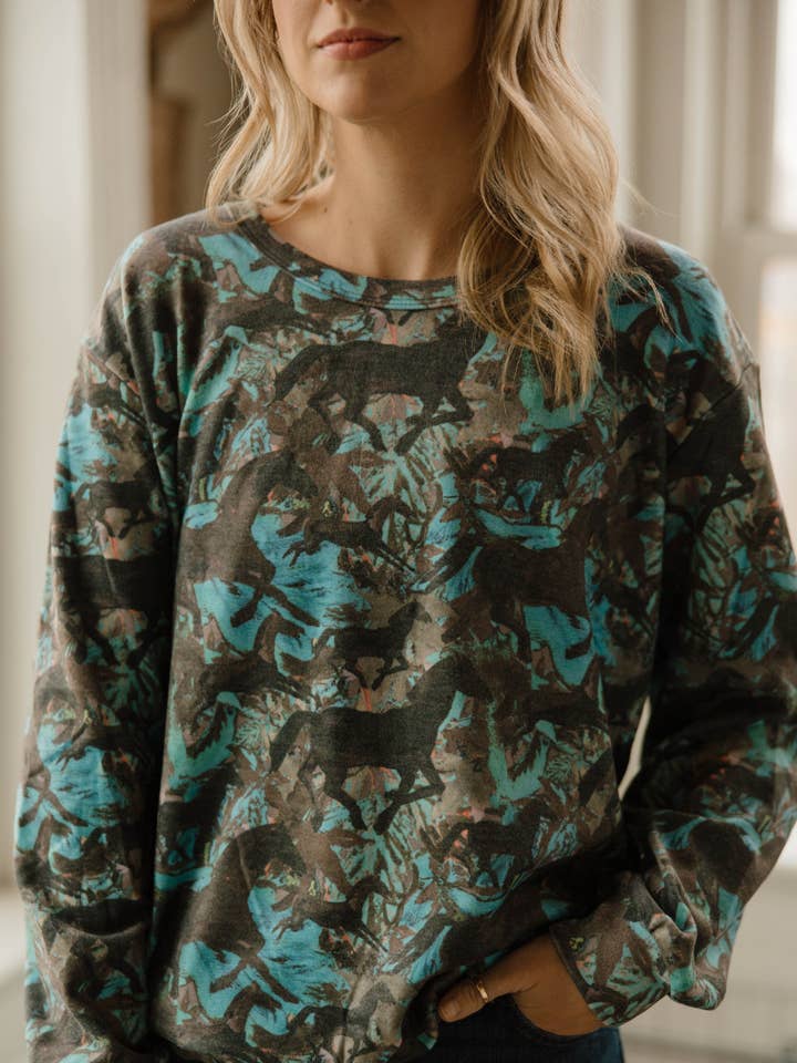 Painted Herd Top for wholesale by Sterling Kreek