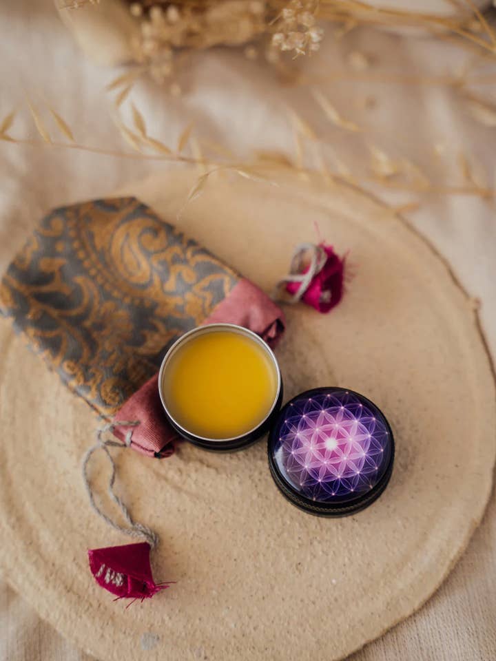 SHANTI (Sandalwood) for wholesale by Aromystik