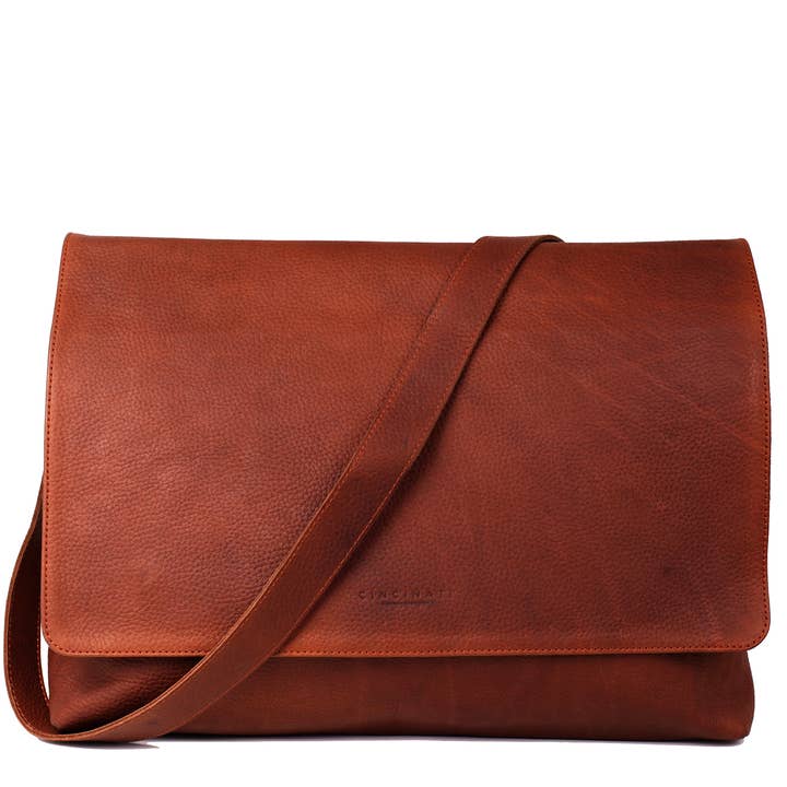 La elegante bolsa de mensajero para venta al por mayor de Cincinati Leather Boutique
