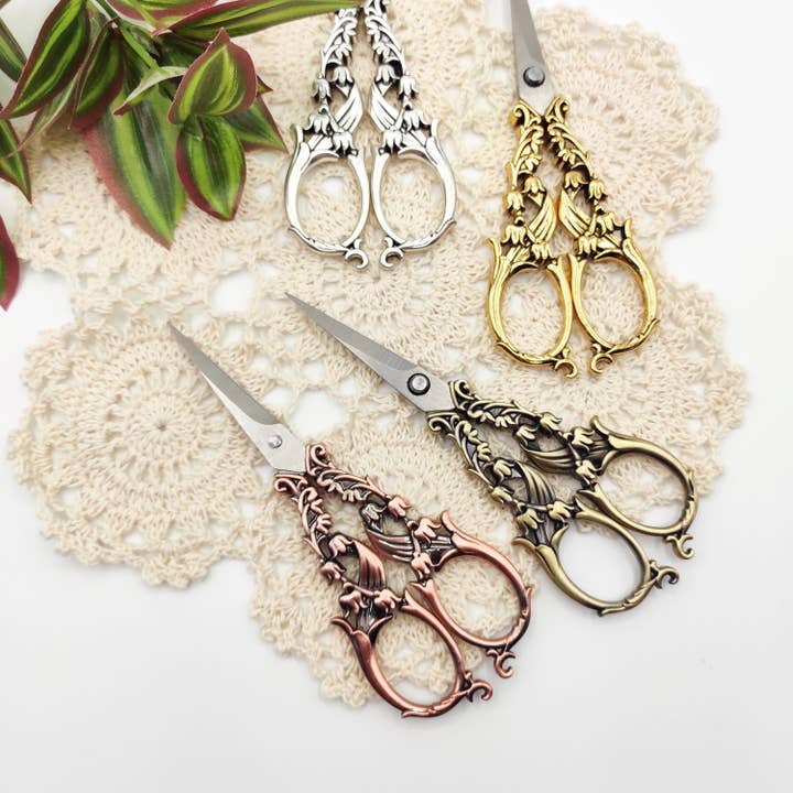 Bellflower Vintage Style scissor for wholesale by SChandworks