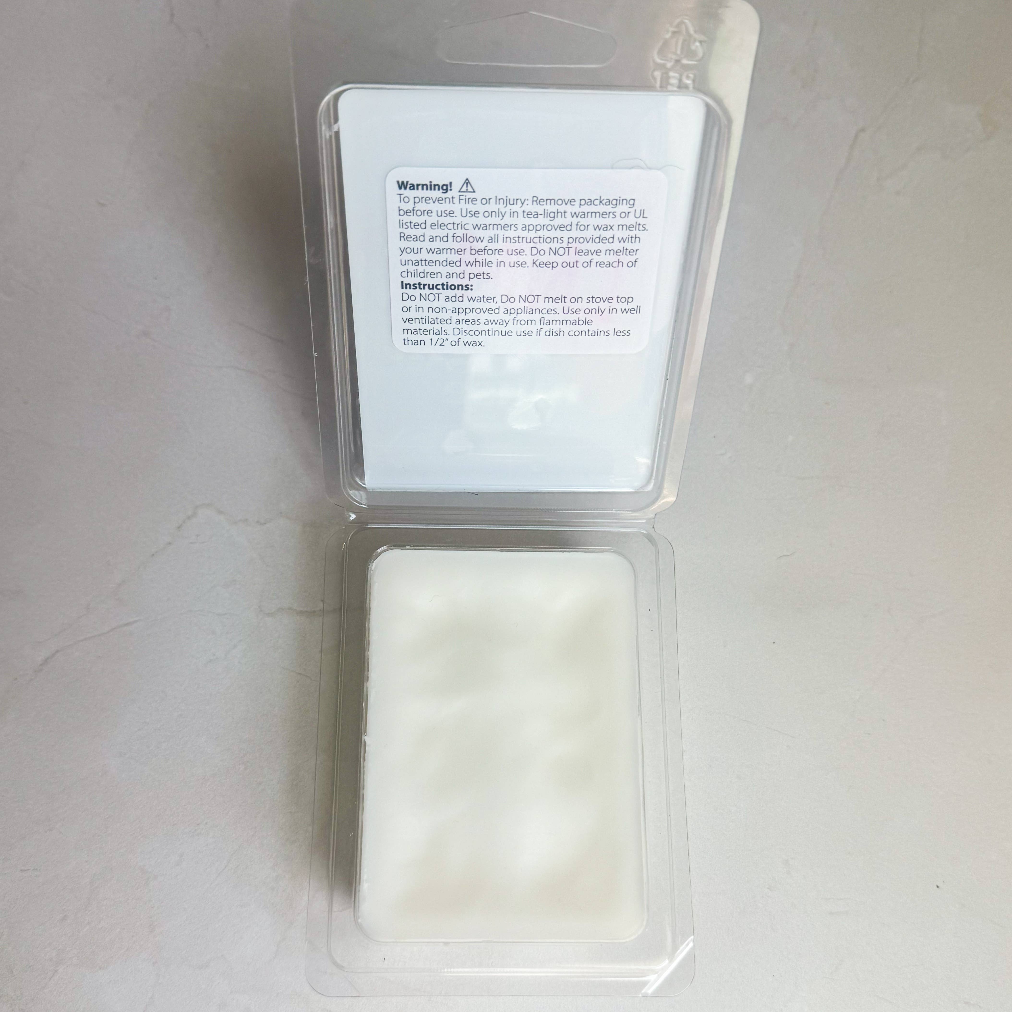 Literari Goods, Co | Book Themed Candles + Gifts - Wholesale Wax Melt - Christmas Wax Melts - Bookstore Gift - Stocking Stuffers6