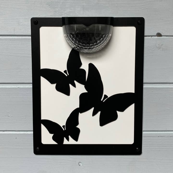 Florys Online – wholesale Outdoor ornament/decor – Butterfly Solar Light Wall Plaque1