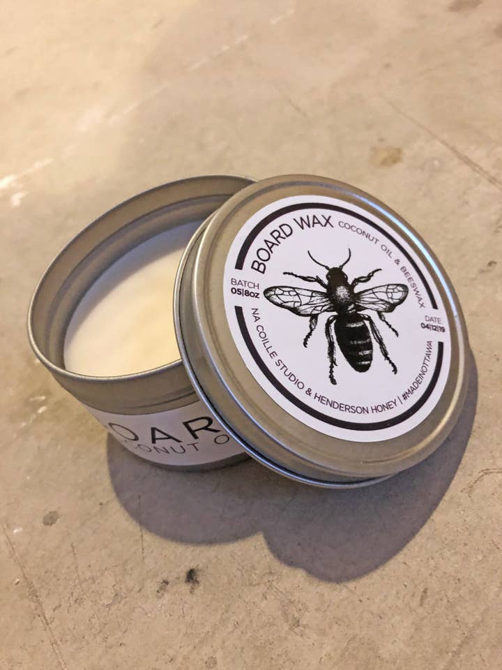 Tagliere con finitura olio/cera. per la vendita all'ingrosso da parte di na coille studio