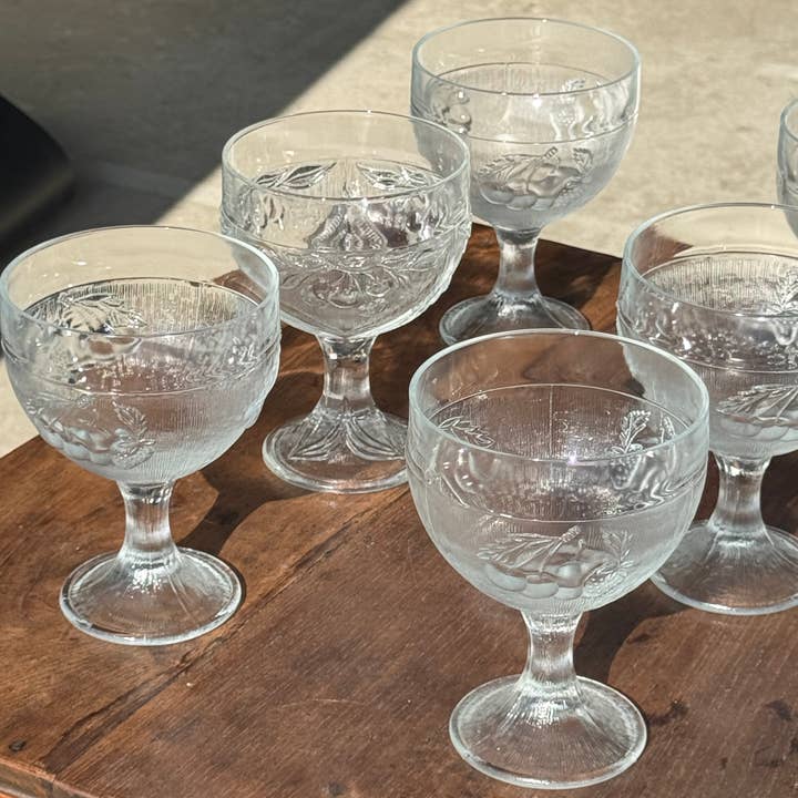 Office Objets - Wholesale Drinking Glass/Cup - 5 vintage glass ice cream bowls with fruit patterns9